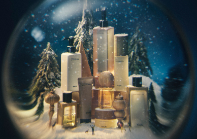 ホリデーシーズンに、小さな森の恵みをそっと添えて。